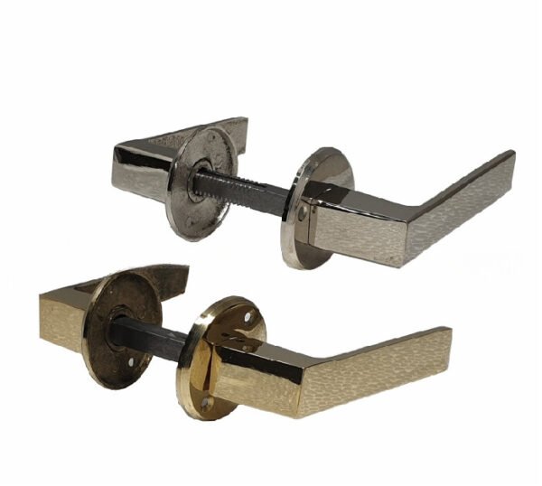 712.1 Manija Bruato Biselada Doble Balancin De Bronce