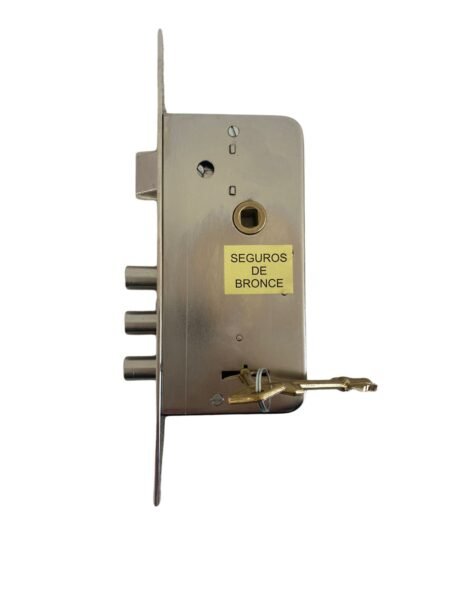 637 Vandos Cerradura 3 Pernos, doble paleta.